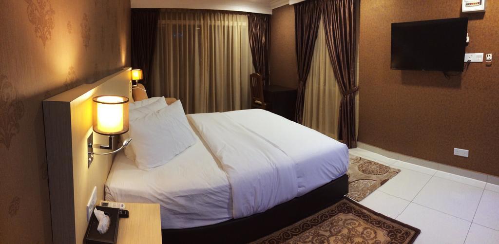 Kesuma Villa Parit Raja Bagian luar foto